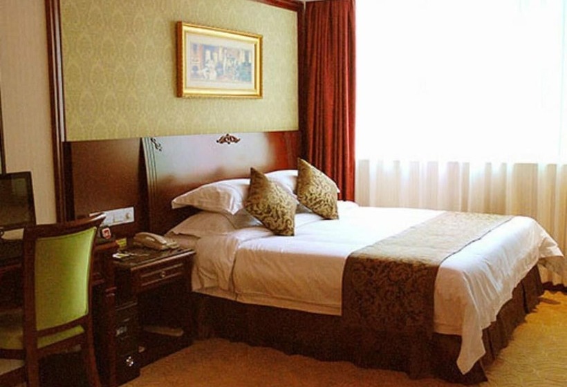 호텔 Greentree Inn Hightech Zone Shandong University Bathing Beach