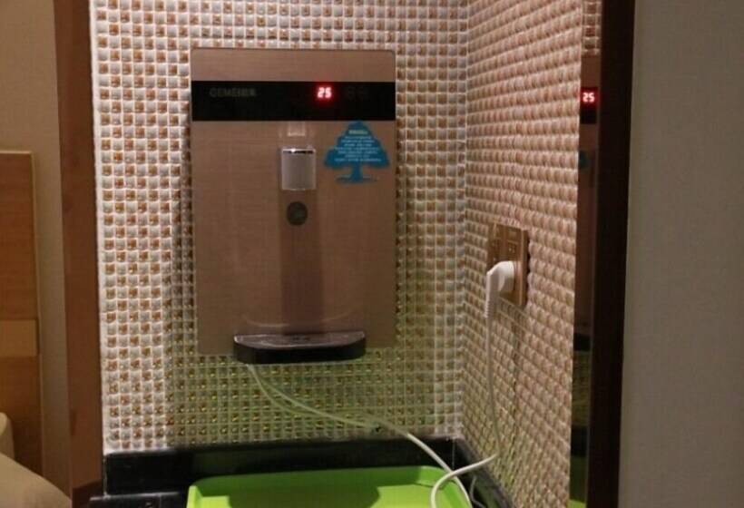 호텔 Greentree Inn Maanshan Hanshan District Jiuwu Square