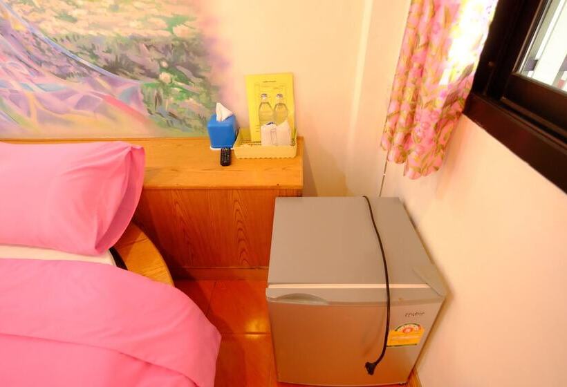 בית מלון כפרי Happy Resort