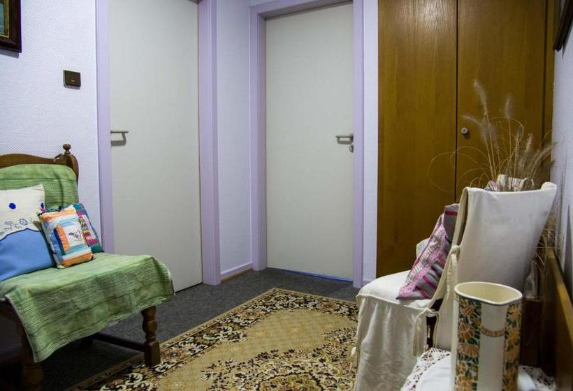 בית מלון כפרי Hôtel De Bâle