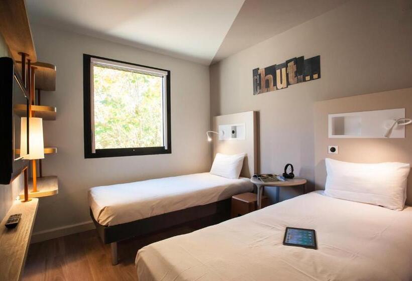 בית מלון כפרי Ibis Budget Châteauthierry