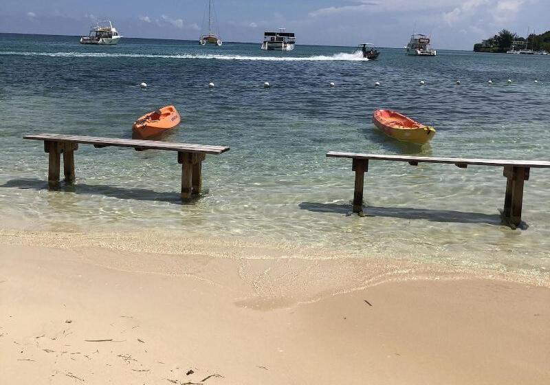 هتل Ocean Palms