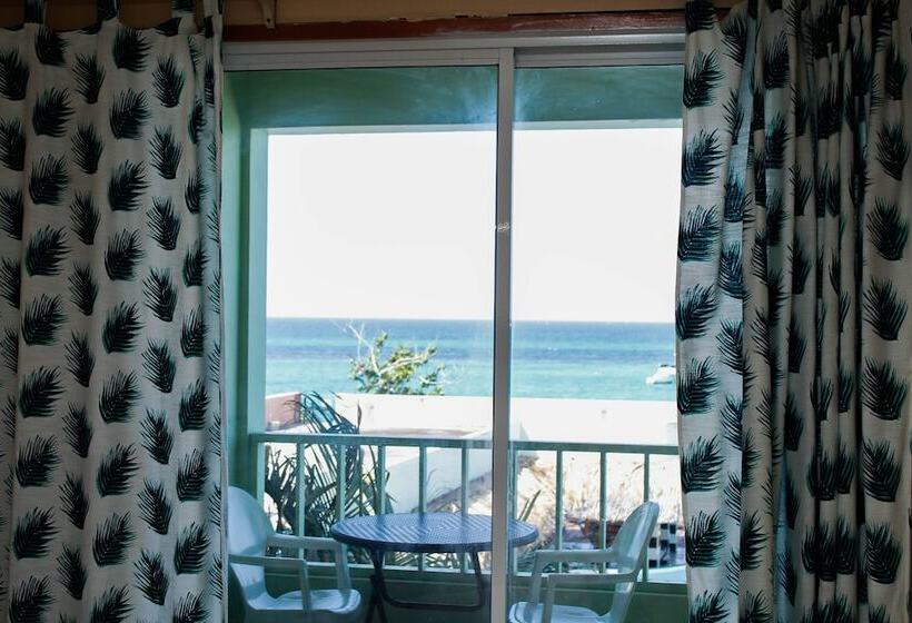 هتل Ocean Palms