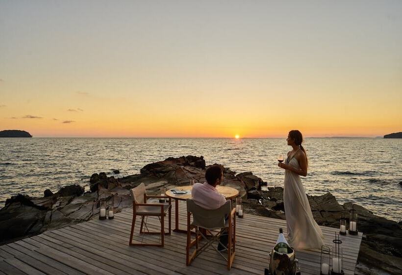 ホテル Six Senses Krabey Island