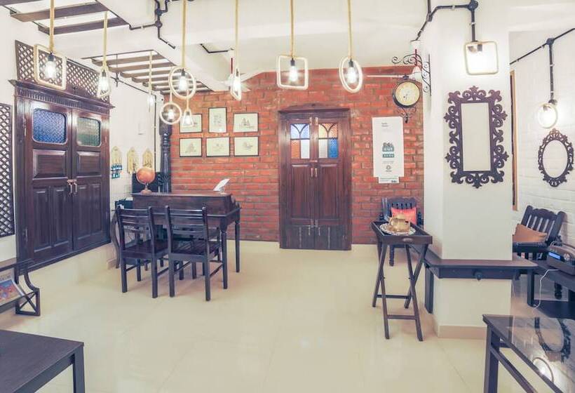 هتل Treebo Chalets, Nagpur Airport