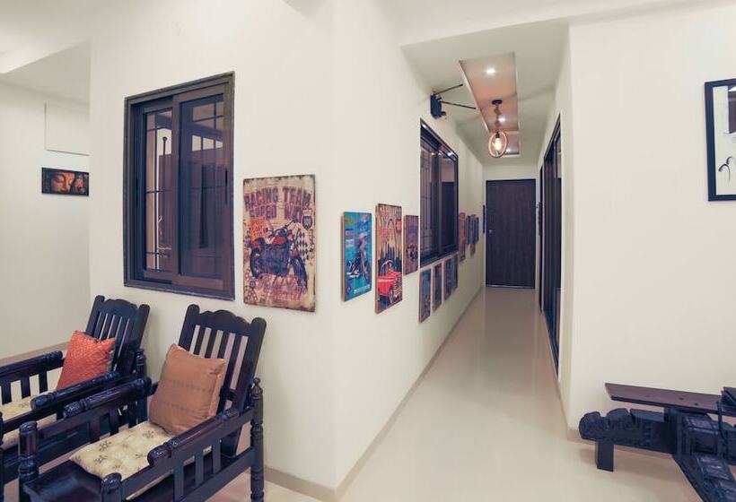 هتل Treebo Chalets, Nagpur Airport