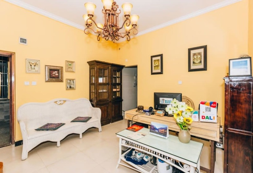 Moon Pavilion Inn Dali