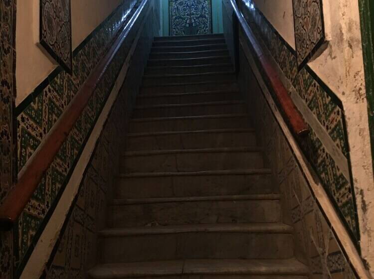 Palais Du Xviii Eme Siecle Hostel