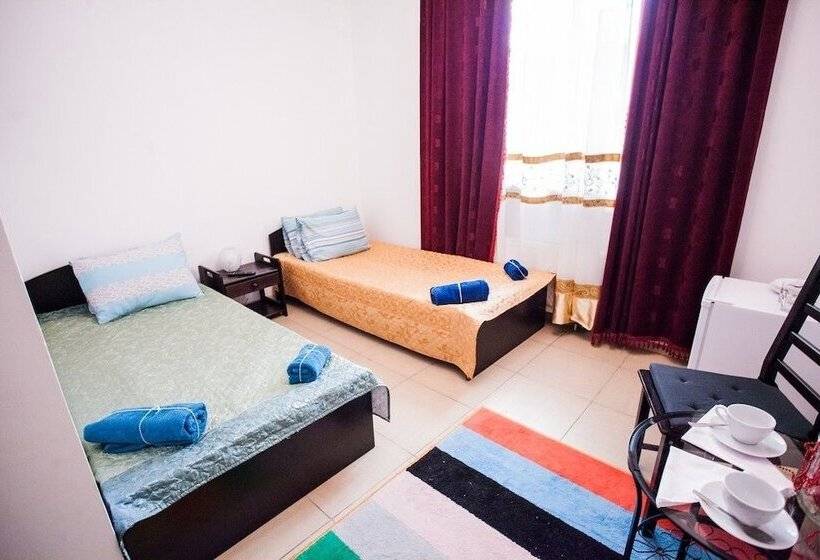 پانسیون Ark Guest House