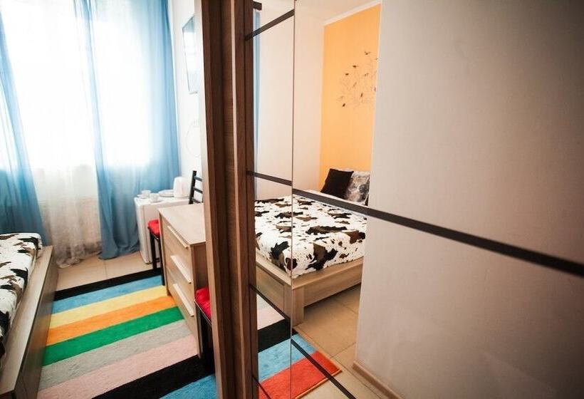 پانسیون Ark Guest House