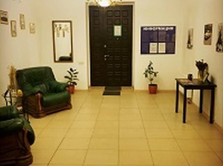 پانسیون Ark Guest House