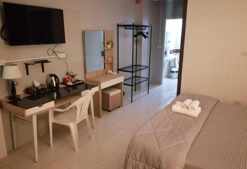 Пансион At Savika