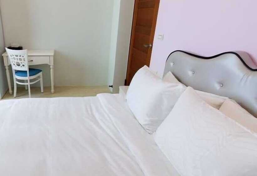 پانسیون Fountain B&b