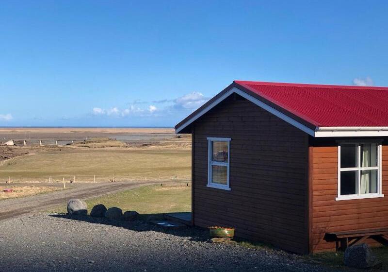 پانسیون Guesthouse Skálafell