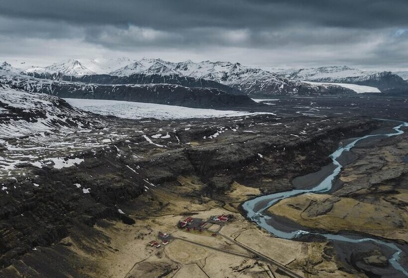 پانسیون Guesthouse Skálafell