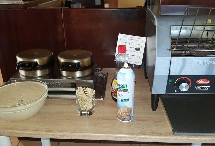 پانسیون Guesthouse Stöng And Cottages