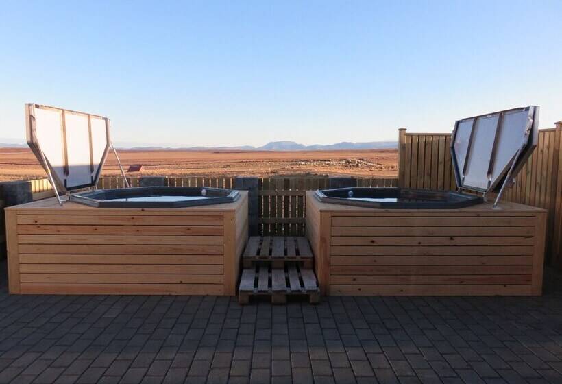 پانسیون Guesthouse Stöng And Cottages