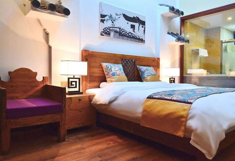 پانسیون Lugu Lake Life And Dream Cultural Inn