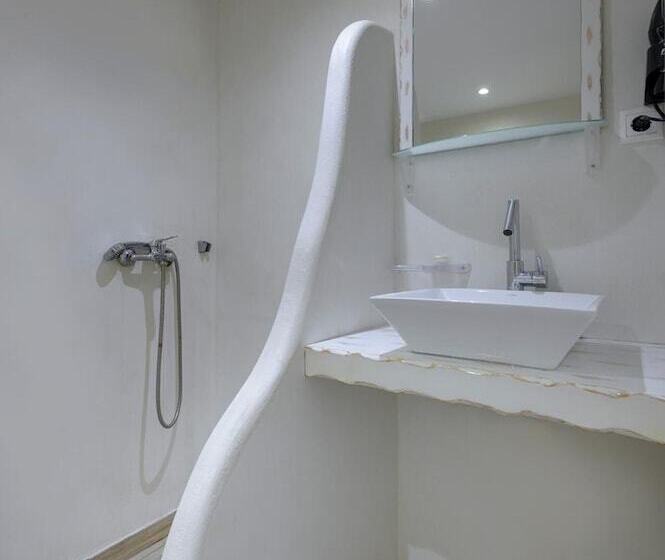 פנסיון Nikos Rooms