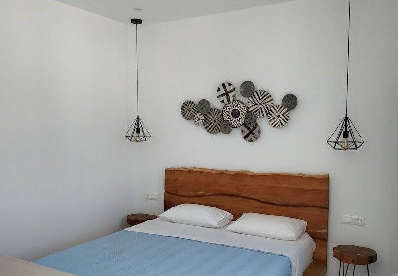 פנסיון Nikos Rooms