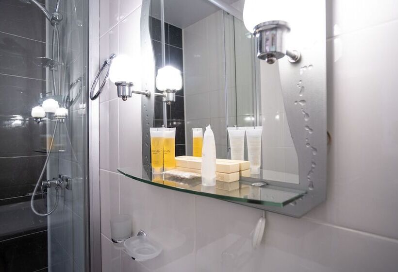 پانسیون Piano Guesthouse