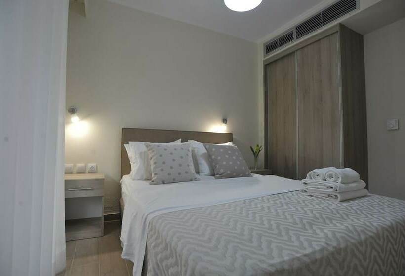 بنسيون Vanessa's Rooms & Apartments