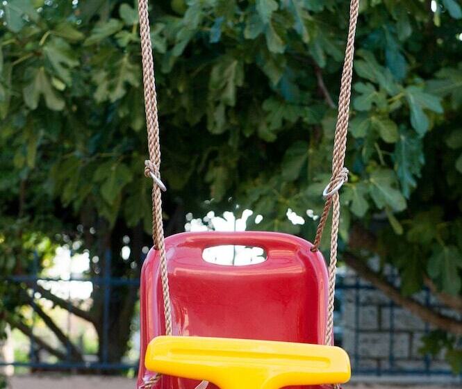 بنسيون Vanessa's Rooms & Apartments