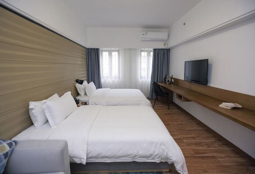 Poltton International Service Apartment