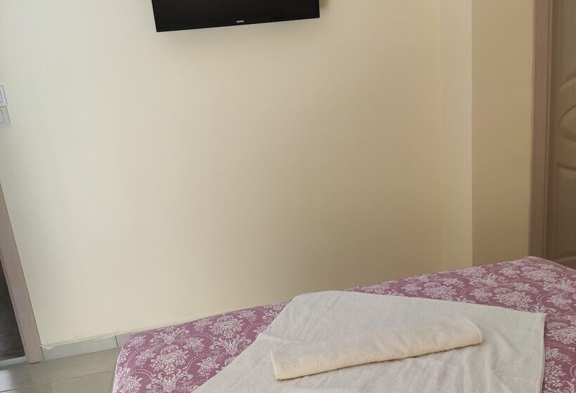 Sahil Motel