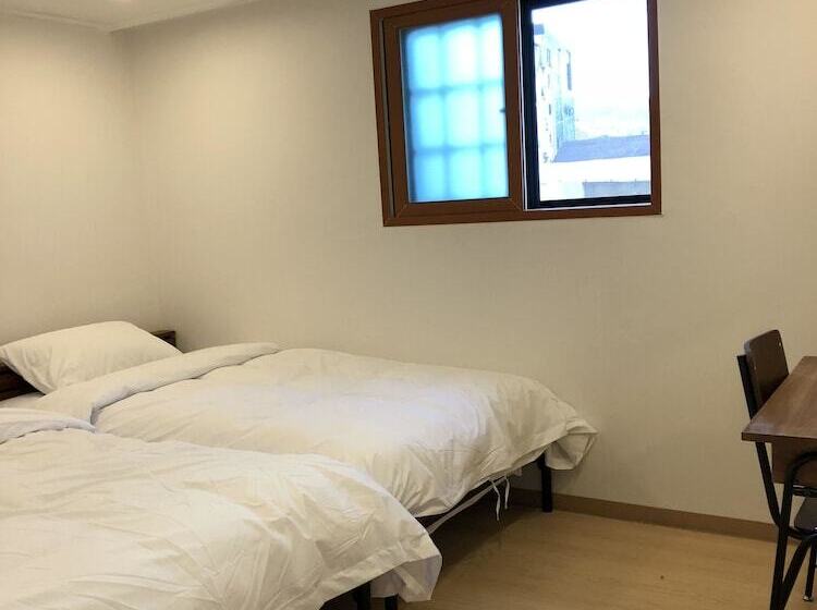 Ultari Hostel Jongno