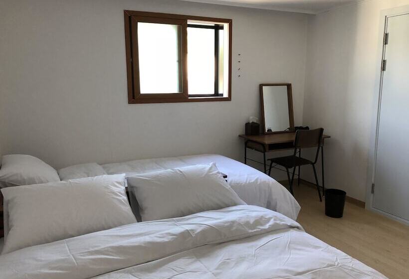 Ultari Hostel Jongno