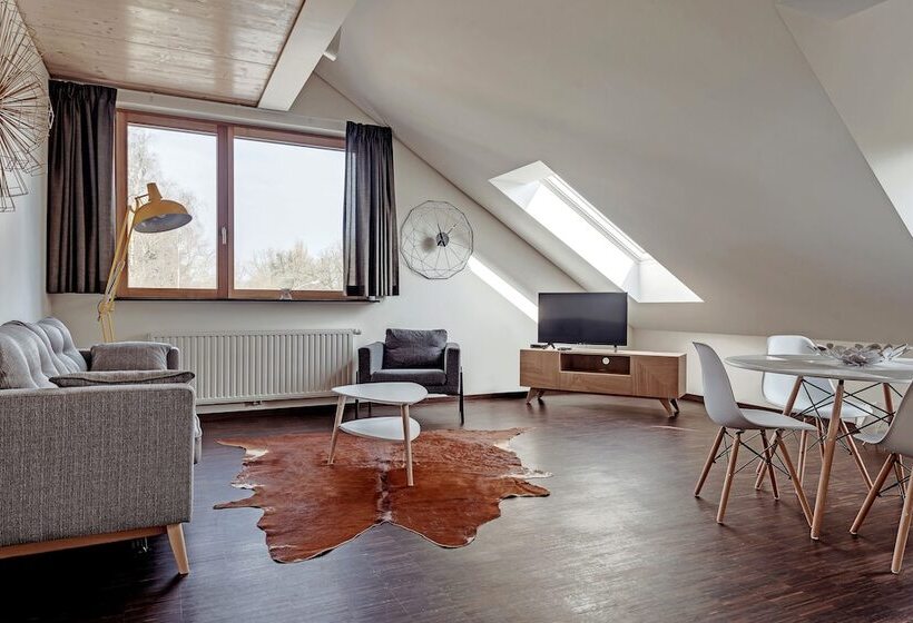 Vistay Apartments