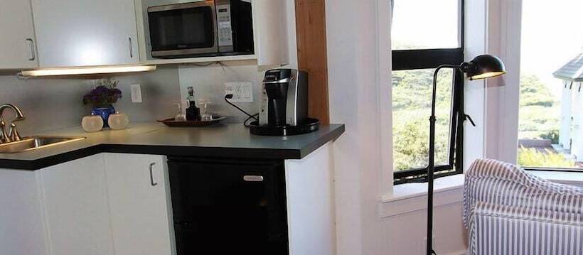 민박 Elk Cove Inn & Spa