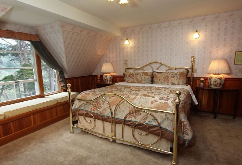 민박 Elk Cove Inn & Spa