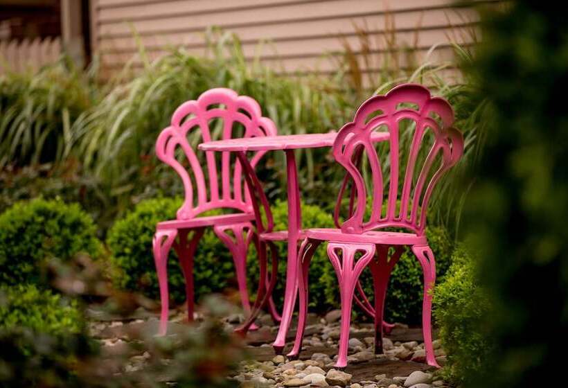 צימר Weller Haus Bed, Breakfast & Event Center