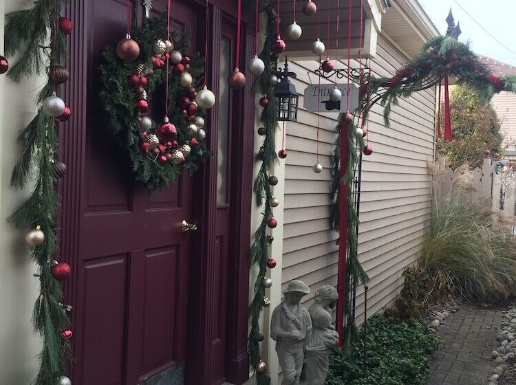 צימר Weller Haus Bed, Breakfast & Event Center