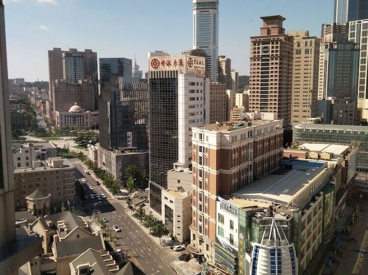 Dalian Xiuzhu Building Apartment