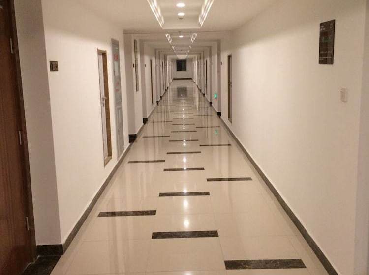 Dalian Yuehao Apartment