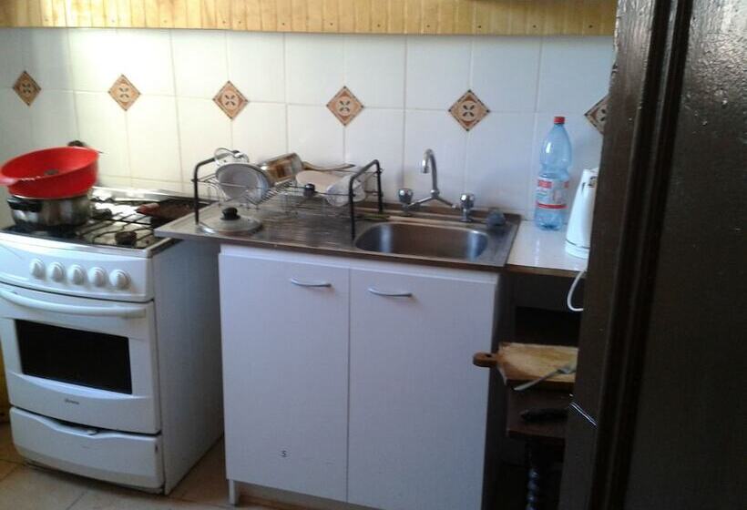 Hostal La Casona Hostel