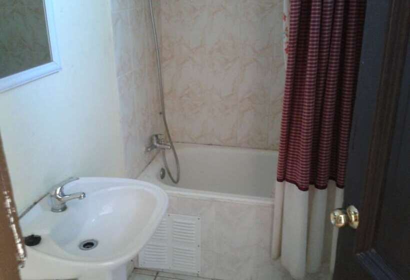 Hostal La Casona Hostel