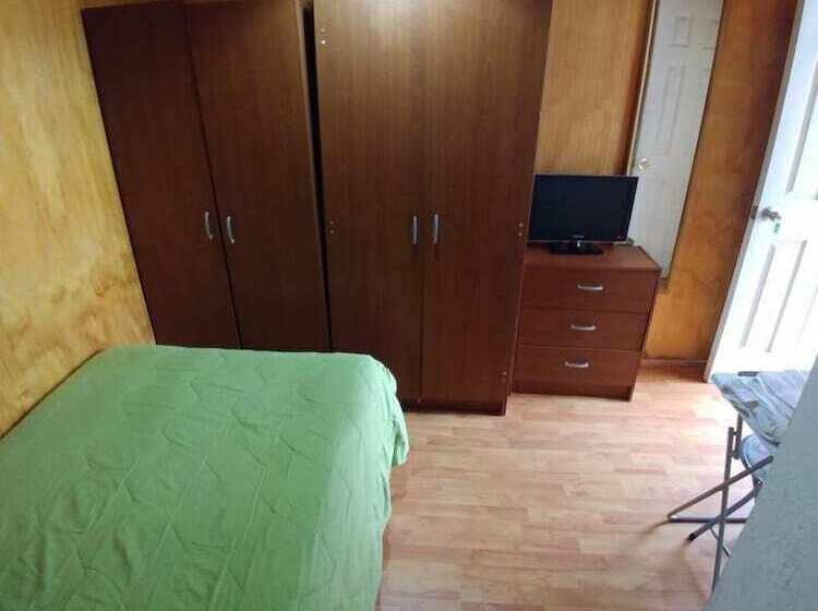 Hostal La Casona Hostel