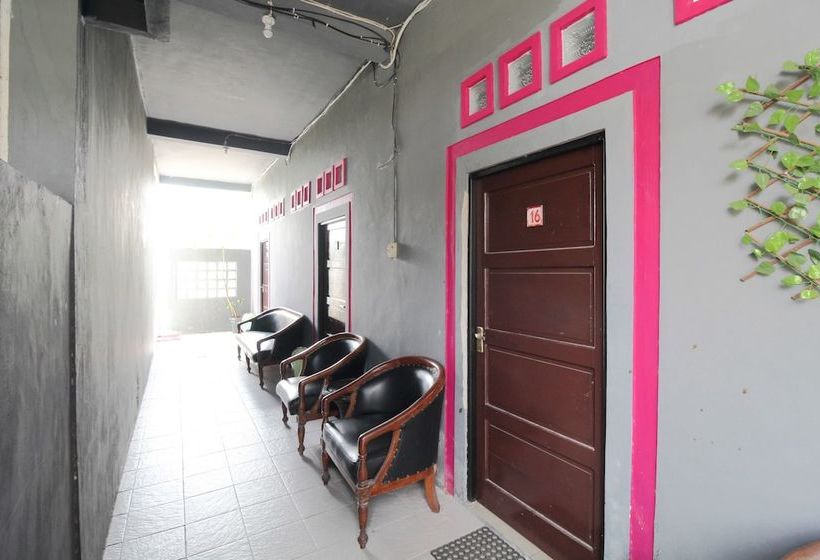 호텔 Airy Eco Jekan Raya Bukit Raya Enam Belas 12 Palangkaraya