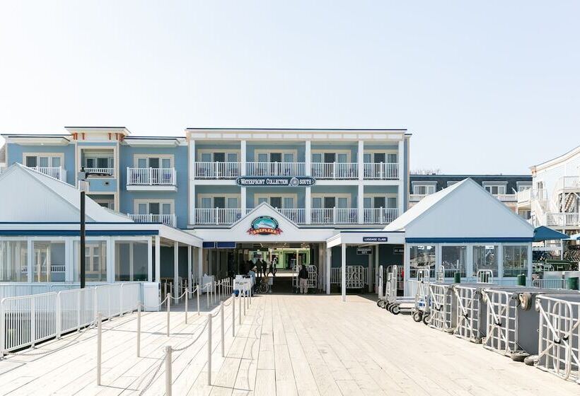 Отель Bicycle Street Inn And Suites