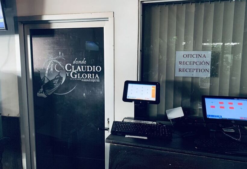 בית מלון כפרי Claudio & Gloria Beach Front