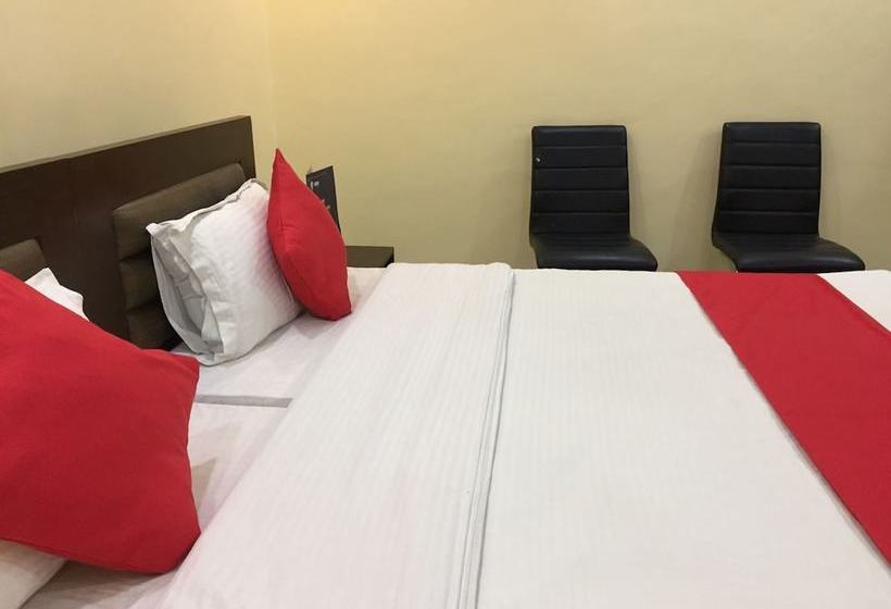 酒店 Crystal Studio By Oyo Rooms