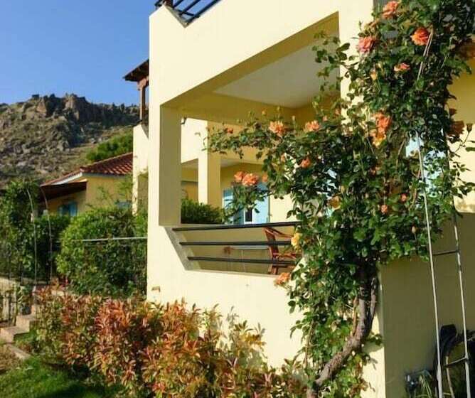 هتل Dina   ξενοδοχείο ντινα