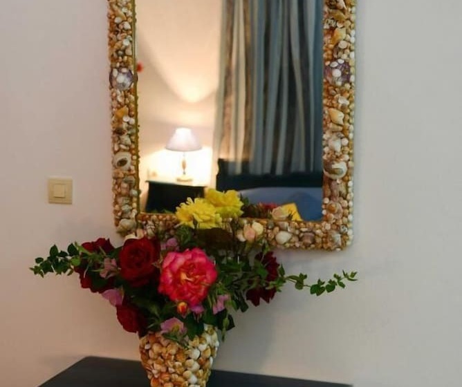 هتل Dina   ξενοδοχείο ντινα