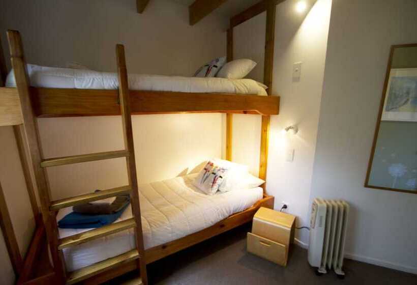 בית מלון כפרי Fern Lodge