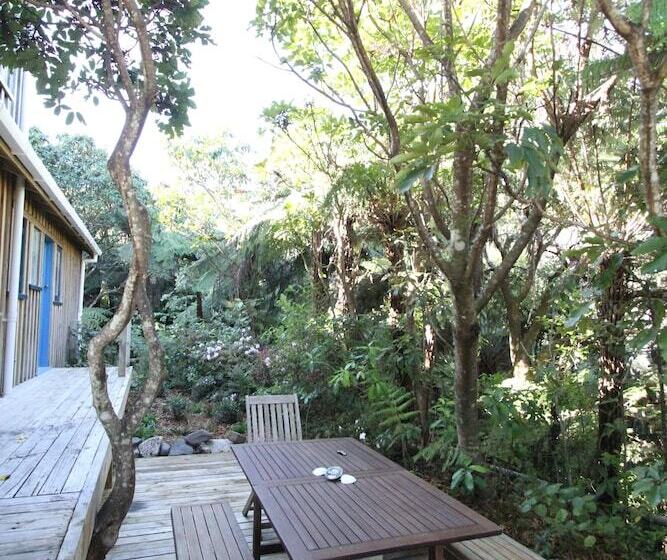 בית מלון כפרי Fern Lodge