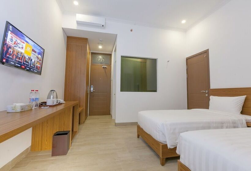 Отель Java Village Resort